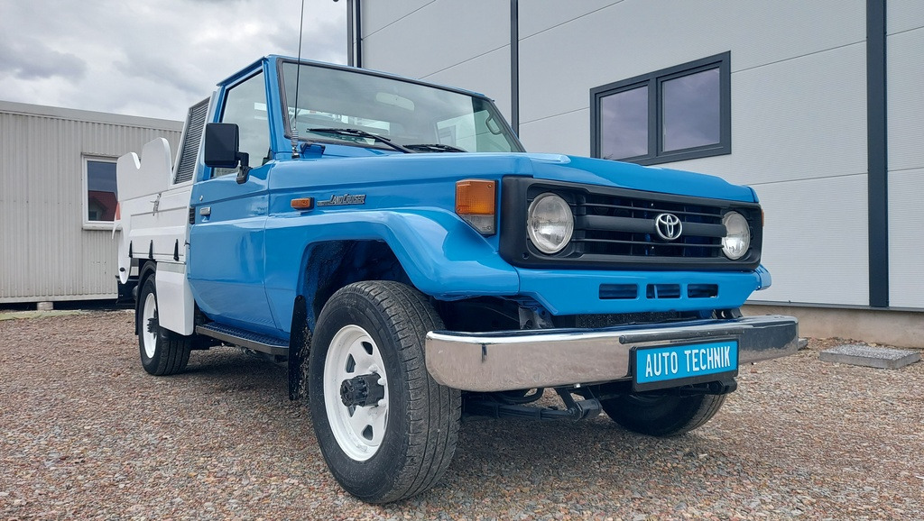 AUTO TECHNIK - Utility-/ Spesiell maskiner NISSAN undefined: bilde 10