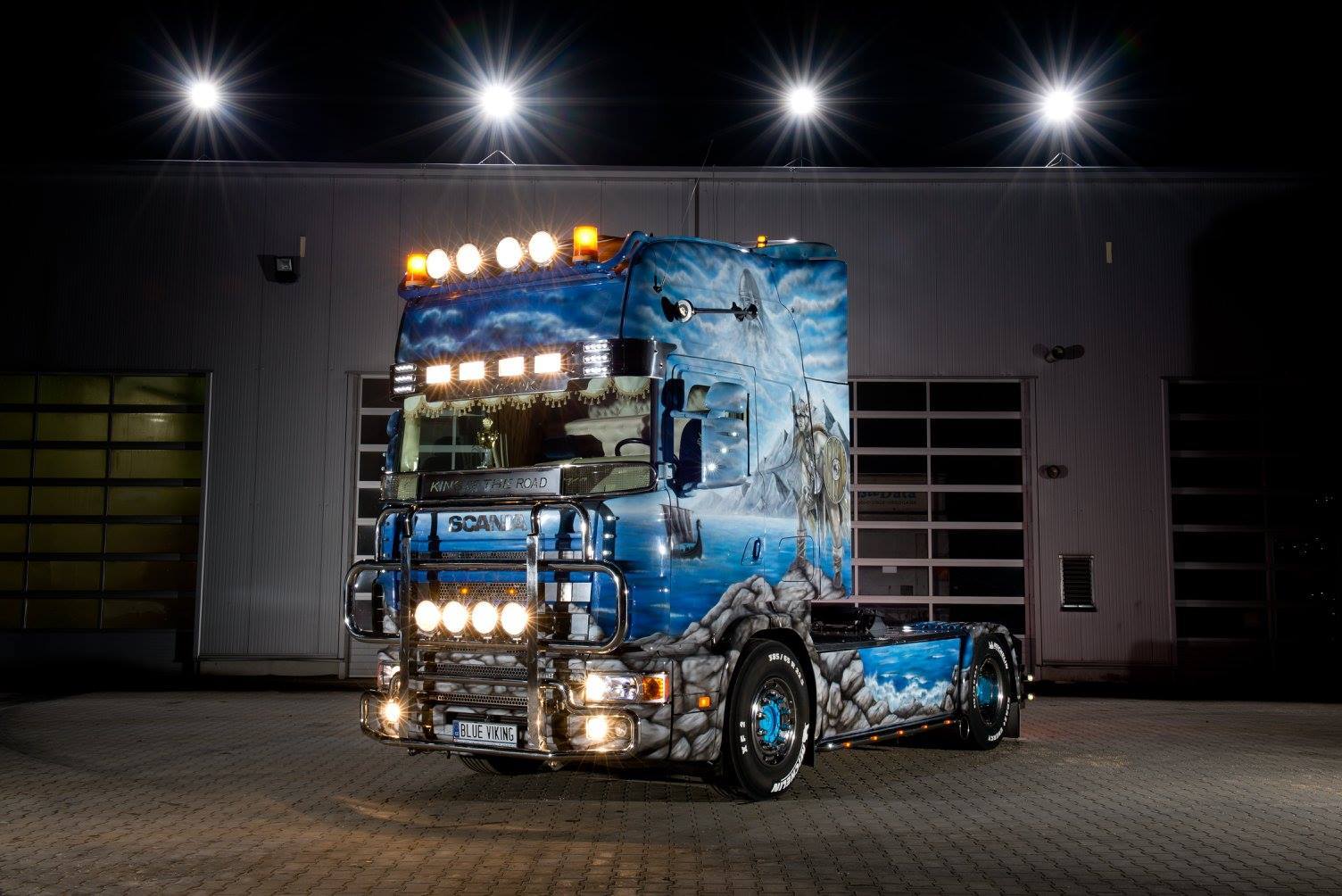 Dvorak-Trucks GmbH - Semitrailere KÄSSBOHRER undefined: bilde 1