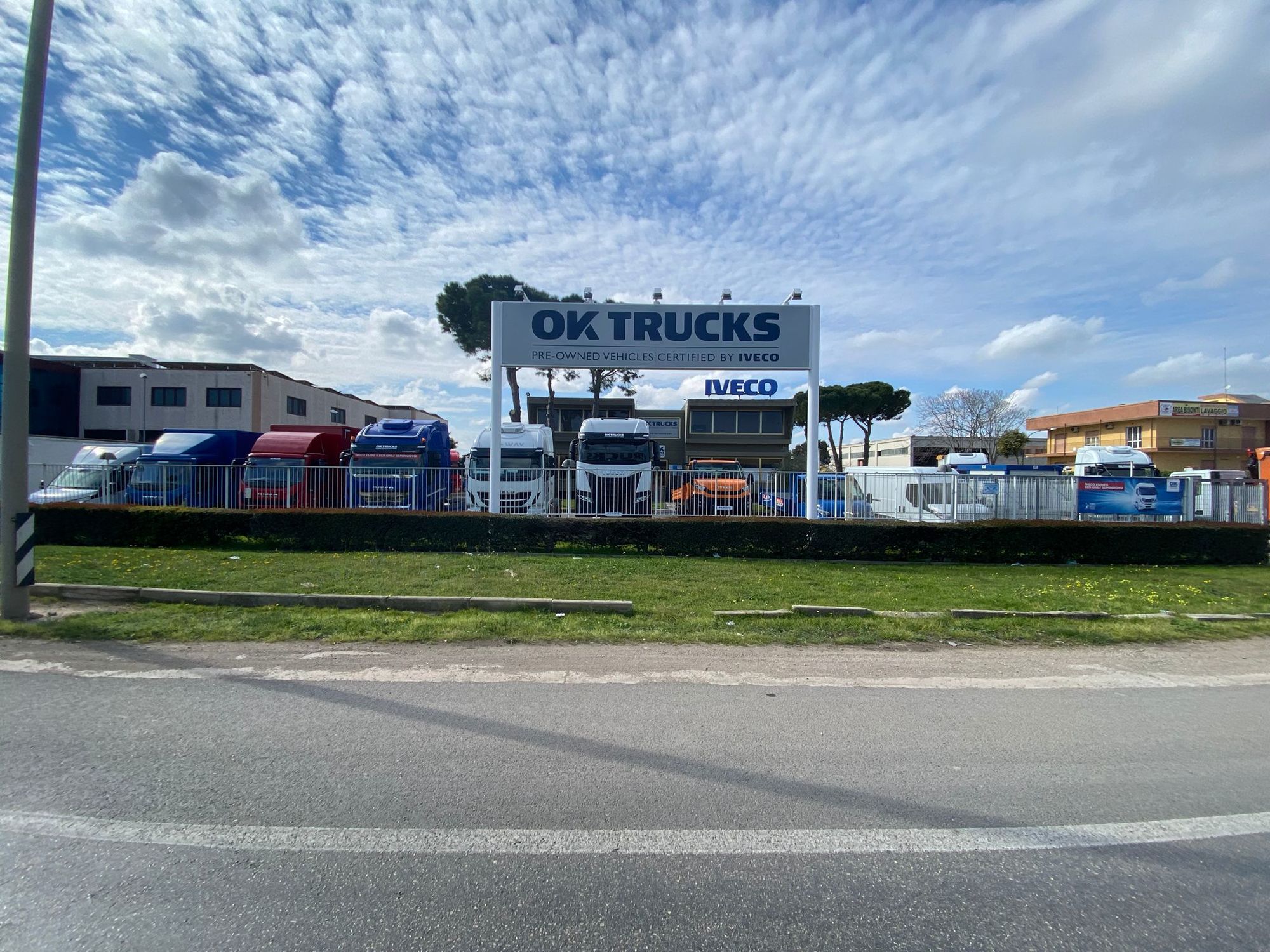 IVECO OK TRUCKS Modugno undefined: bilde 4