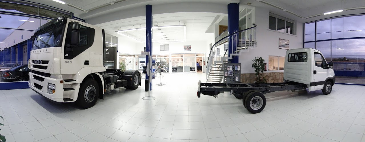 Talleres Fandos, S.L. - Varebiler RENAULT - girkasse: manuell undefined: bilde 3