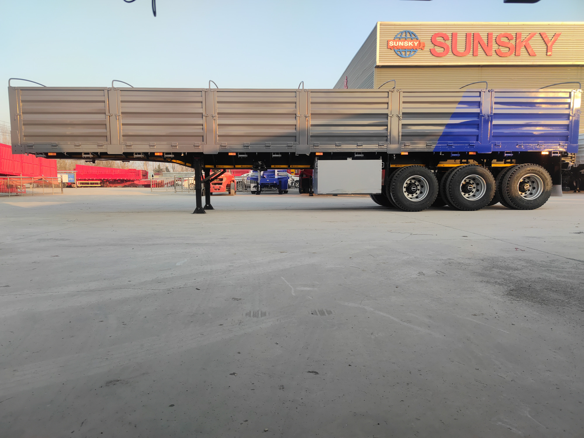 Xiamen Sunsky Vehicle Co.,Ltd - Lastebiler - Euro 2, diesel undefined: bilde 1