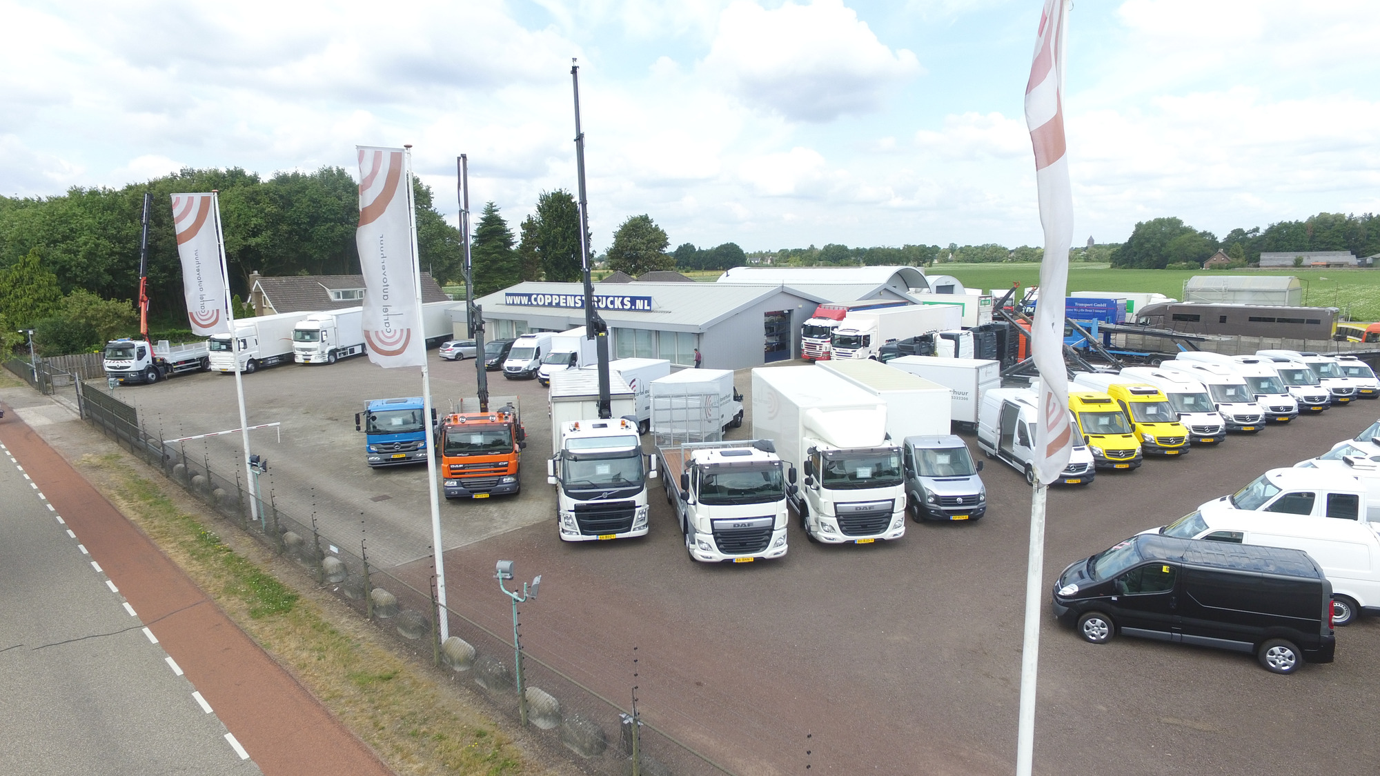 COPPENS TRUCKS BV - Til salgs undefined: bilde 1