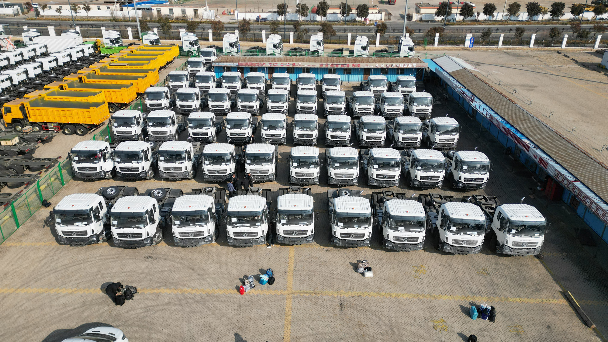 Qingdao Higher Weight Trade Co. LTD - Lastebiler - 6x4 undefined: bilde 1