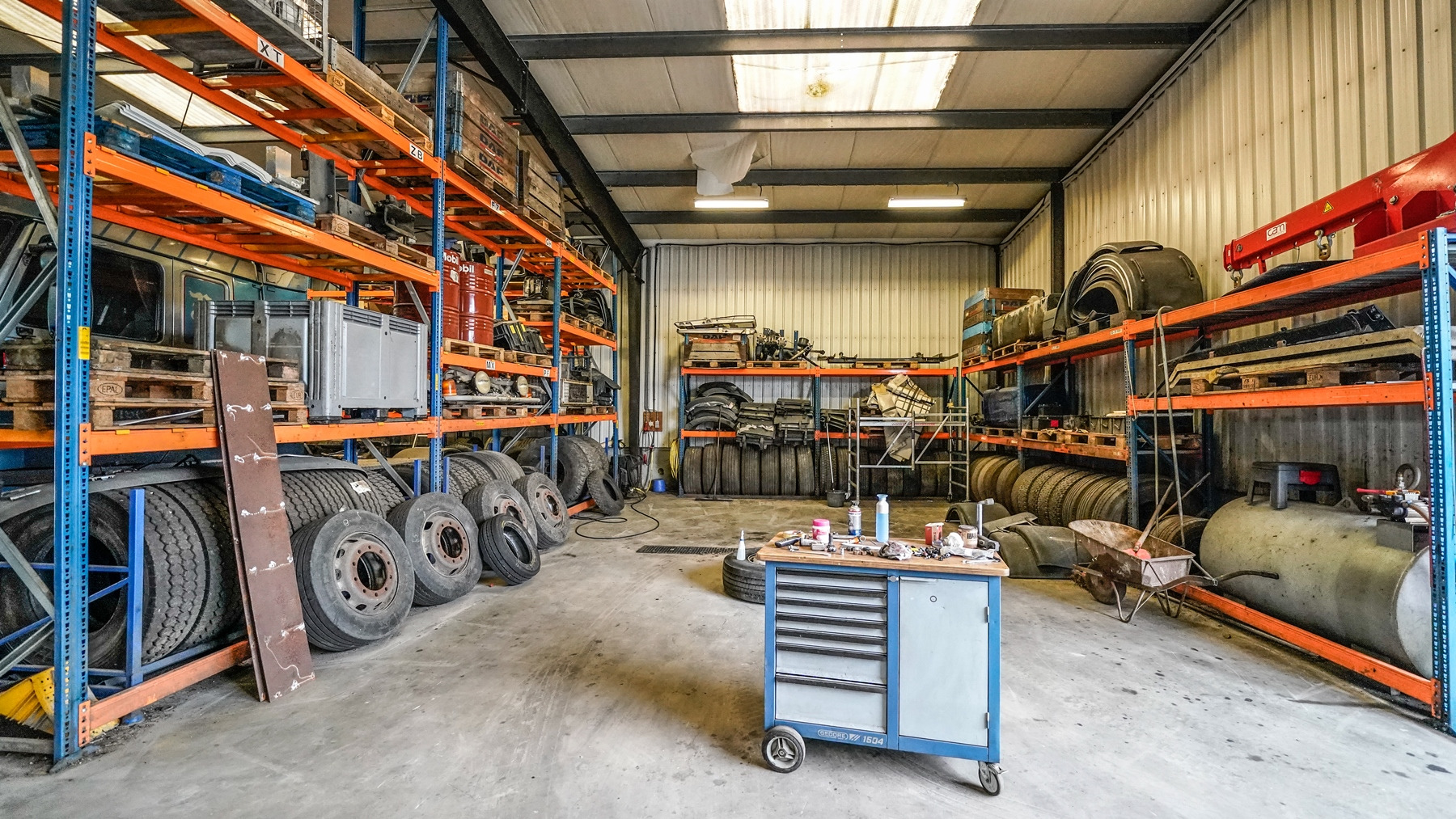 Engel Trucks B.V. - Til salgs undefined: bilde 3