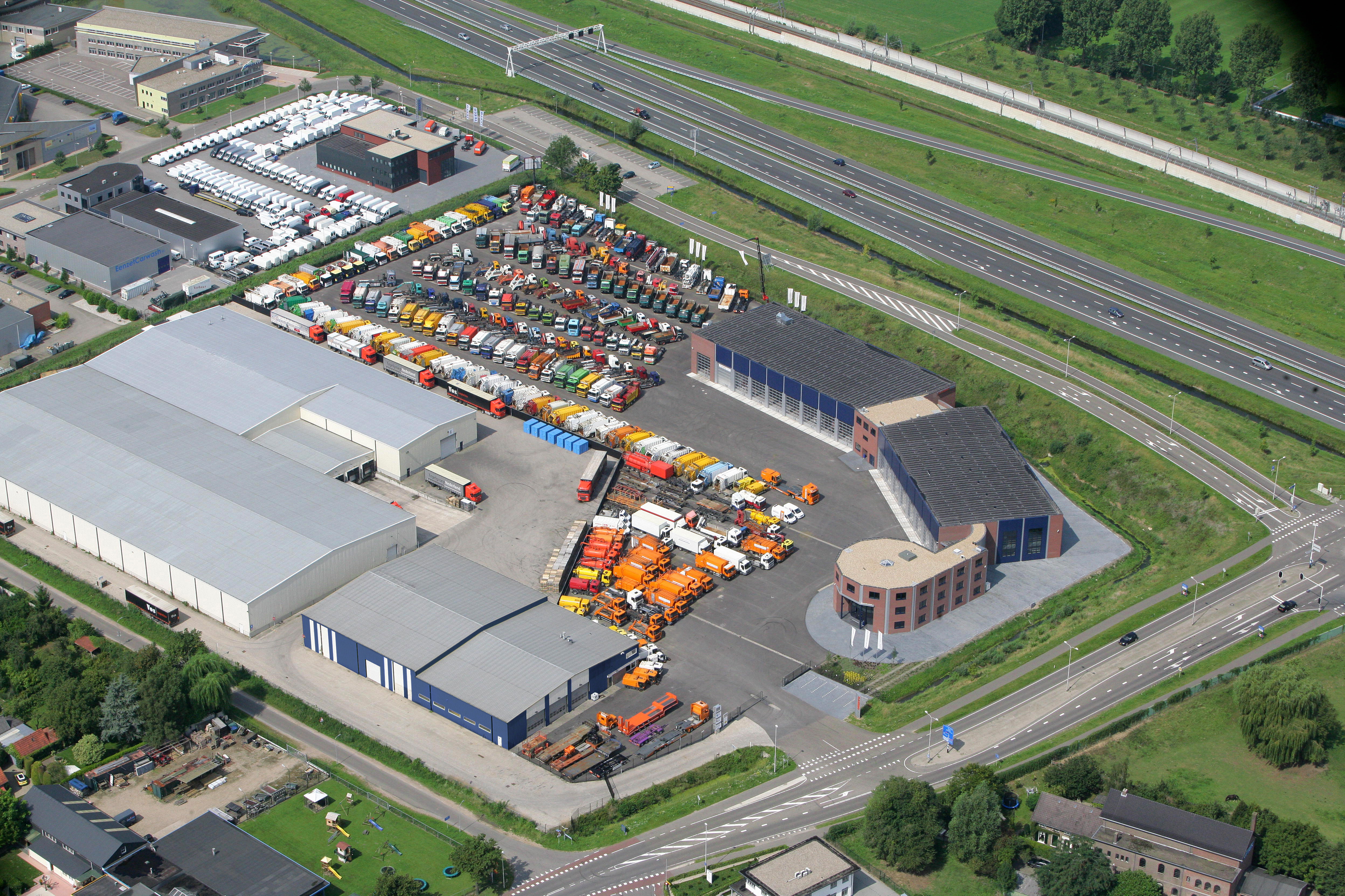 CLEAN MAT TRUCKS B.V. - Lastebiler - År: 2018, 8x6, girkasse: automat undefined: bilde 1
