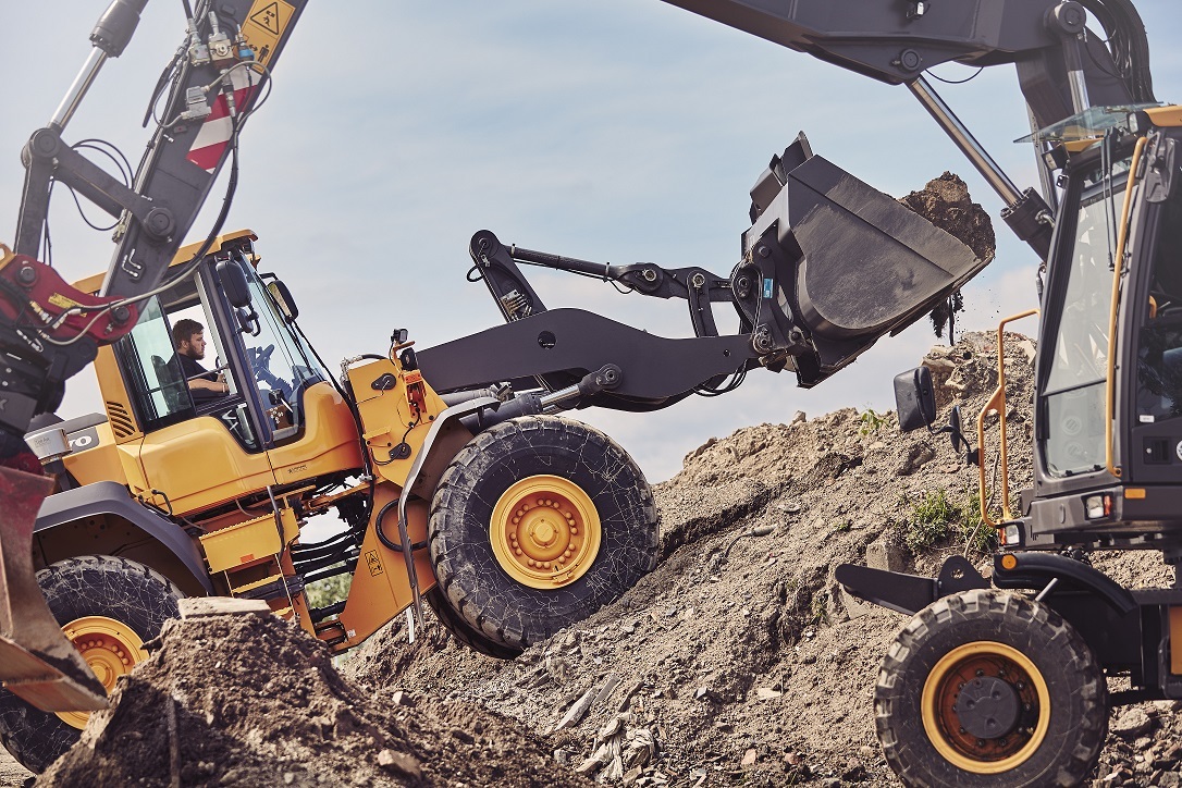 Saxtorp Trading AB - Bygg og anlegg VOLVO L35 undefined: bilde 1