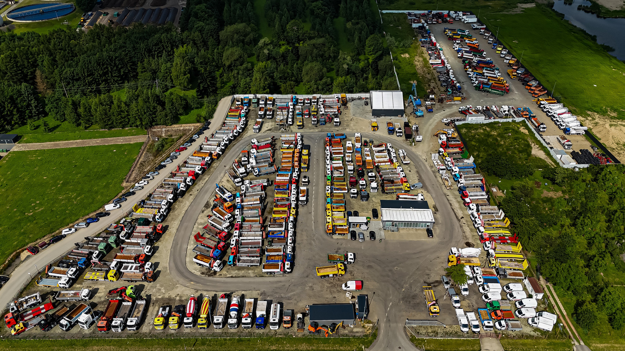 LSI TRUCK SEBASTIAN LUPA - Bygg og anlegg JCB undefined: bilde 1