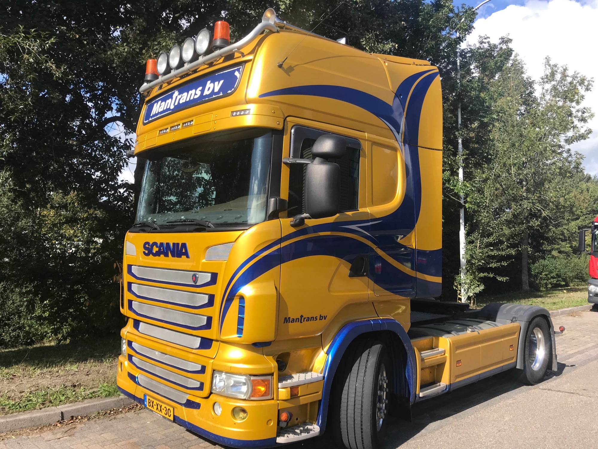 HE TRADING - Til salgs undefined: bilde 1