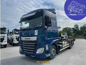 Container-transport/ Vekselflak lastebil DAF XF