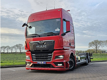 Container-transport/ Vekselflak lastebil MAN TGX 26.510