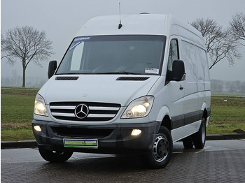Kassebil MERCEDES-BENZ Sprinter 519