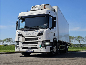 Lastebil med kjøl SCANIA P 410
