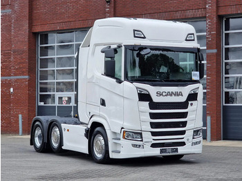 Trekkvogn SCANIA S 660 V8