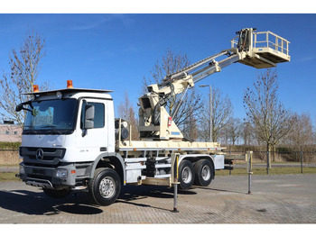 Kranbil MERCEDES-BENZ Actros 2636