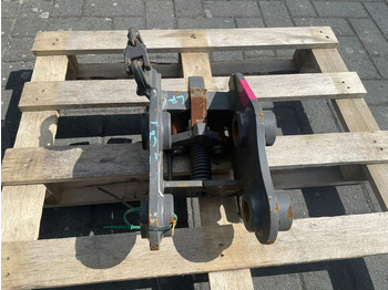 Hydraulisk saks for Bygg og anlegg SMP S30 | HALF-AUTO QUICK COUPLER | SNELWISSEL | VOLVO EC18: bilde 4