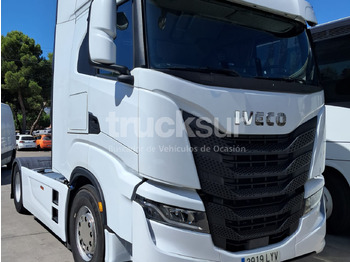 Trekkvogn IVECO S-WAY