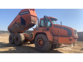 Tipptruck Doosan DA 40: bilde 2 Tipptruck Doosan DA 40: bilde 2