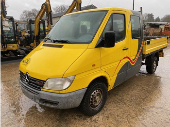 Varebil med plan MERCEDES-BENZ