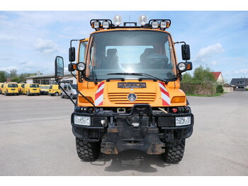Planbil, Utility-/ Spesiell maskin UNIMOG U400 405/12 AHK KLIMA ZAPFWELLE vorn SFZ KOMMUN: bilde 2 Planbil, Utility-/ Spesiell maskin UNIMOG U400 405/12 AHK KLIMA ZAPFWELLE vorn SFZ KOMMUN: bilde 2