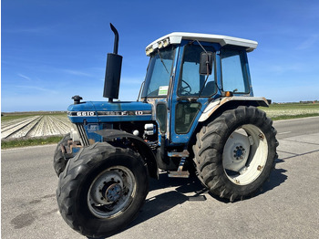 Traktor FORD