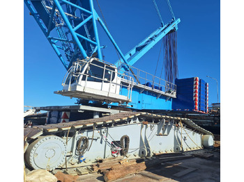 Beltegående kran LIEBHERR