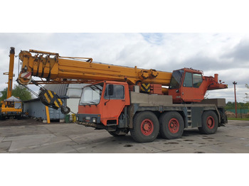 Mobilkran LIEBHERR LTM 1050/1