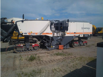 Asfaltfres WIRTGEN