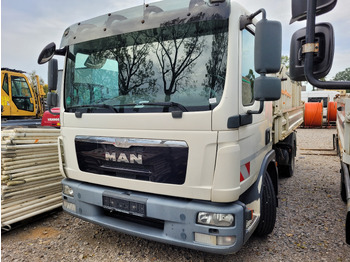 Tippbil MAN TGL 8.220