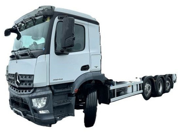Leie Mercedes-Benz Arocs 3243 8x2 Mercedes-Benz Arocs 3243 8x2 Mercedes-Benz Arocs 3243 8x2 Mercedes-Benz Arocs 3243 8x2: bilde 1
