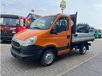 Varebil med plan IVECO Daily
