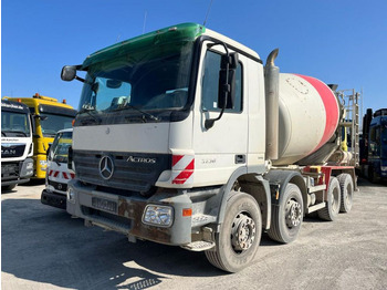 Betongbil MERCEDES-BENZ Actros 3236