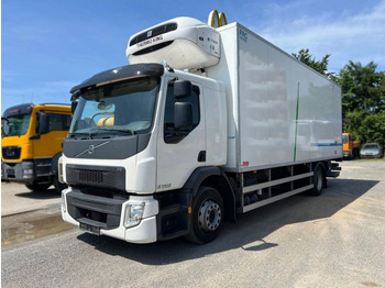 Lastebil med kjøl VOLVO FE 320