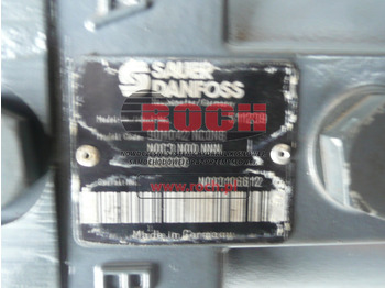 Hydraulisk motor SAUER DANFOSS+ BREVINI REDUTTORI 90M042 NC0N8 N0C3 N00 NNN 000000 MOD511239 + CTD2050/CF I=23 VICKERS MFE19: bilde 2 Hydraulisk motor SAUER DANFOSS+ BREVINI REDUTTORI 90M042 NC0N8 N0C3 N00 NNN 000000 MOD511239 + CTD2050/CF I=23 VICKERS MFE19: bilde 2
