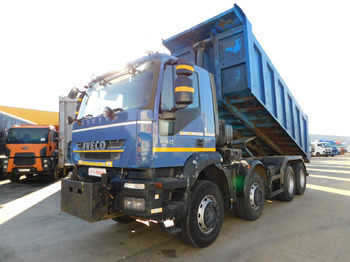 Tippbil IVECO Trakker
