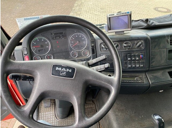 Interior photo 3: Leie MAN TGM 26.340 6x2-4 LL TGM 26.340 6x2-4 LL Getränkewagen, Lenk-/Liftachse, LBW BÄR MAN TGM 26.340 6x2-4 LL TGM 26.340 6x2-4 LL Getränkewagen, Lenk-/Liftachse, LBW BÄR Interior photo 3: Leie MAN TGM 26.340 6x2-4 LL TGM 26.340 6x2-4 LL Getränkewagen, Lenk-/Liftachse, LBW BÄR MAN TGM 26.340 6x2-4 LL TGM 26.340 6x2-4 LL Getränkewagen, Lenk-/Liftachse, LBW BÄR