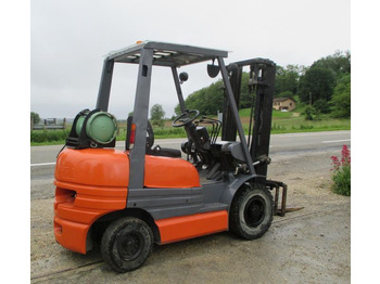 Gaffeltruck Toyota 426FGF25: bilde 2 Gaffeltruck Toyota 426FGF25: bilde 2