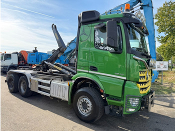 Krokbil MERCEDES-BENZ Arocs