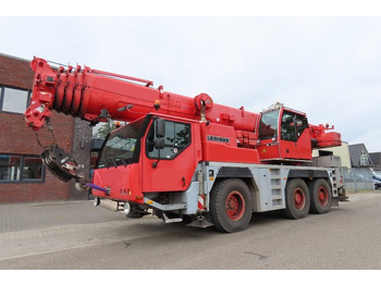 Allterrengkran LIEBHERR LTM 1055-3.2