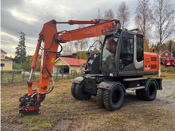 Gravemaskin HITACHI ZX140W-3