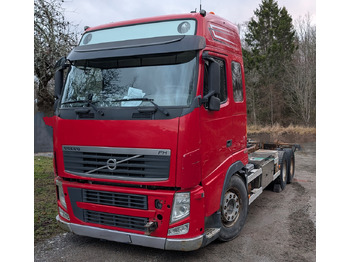 Lastebil VOLVO FH13