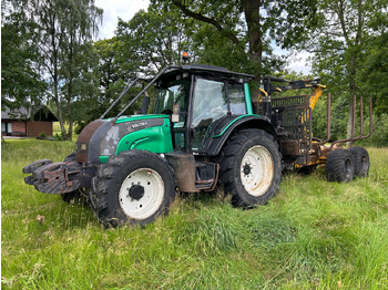 Traktor VALTRA N121