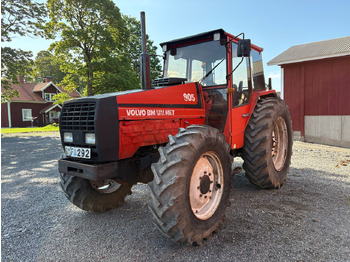 Traktor VALMET