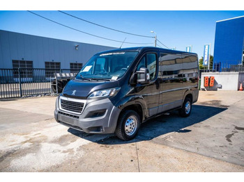 Små varebil PEUGEOT Boxer