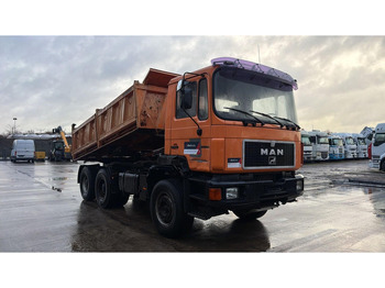 Leie MAN 27.322 (MANUAL PUMP / POMPE MANUELLE / LAMES / GRAND PONT / STEEL SUSP. / BIG AXLE) MAN 27.322 (MANUAL PUMP / POMPE MANUELLE / LAMES / GRAND PONT / STEEL SUSP. / BIG AXLE): bilde 2
