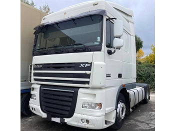 Trekkvogn DAF XF 105