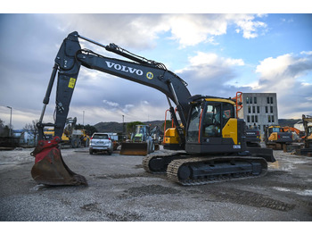 Beltegraver VOLVO ECR235EL: bilde 2