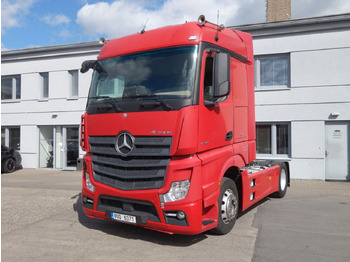 Trekkvogn MERCEDES-BENZ Actros 1846
