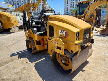 Liten vegvals CAT CB2.7-03GC: bilde 2 Liten vegvals CAT CB2.7-03GC: bilde 2