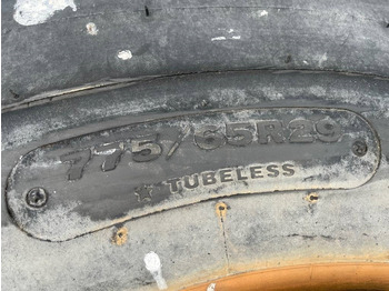 Komplett hjul Bridgestone 775 /65 R29 Volvo L180 Wheels: bilde 2 Komplett hjul Bridgestone 775 /65 R29 Volvo L180 Wheels: bilde 2