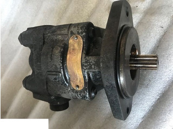 Hydraulisk pumpe JOHN DEERE